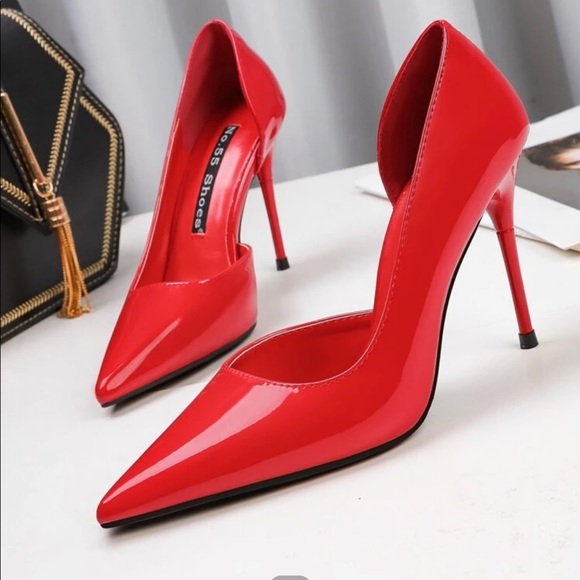 Red Minimalist Stiletto Heels - Picture 1 of 7